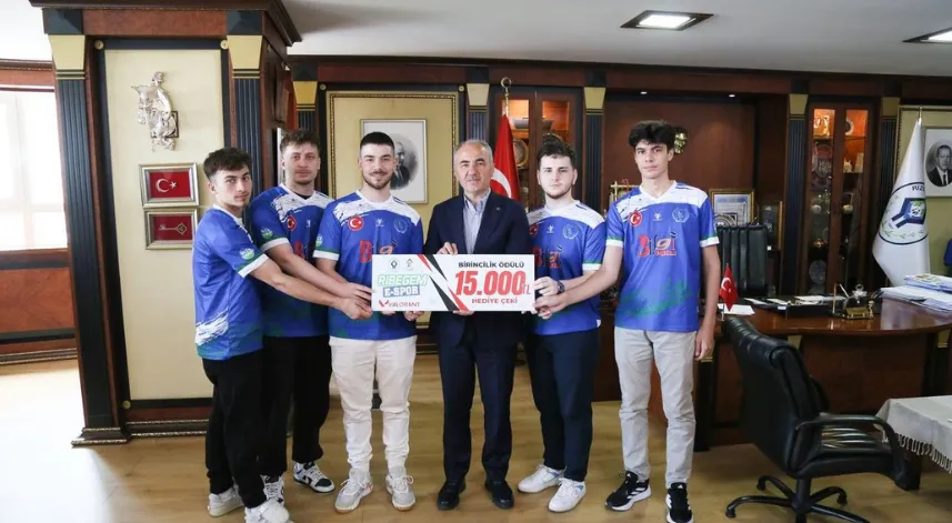 Rize’de E-Spor turnuvası sona erdi