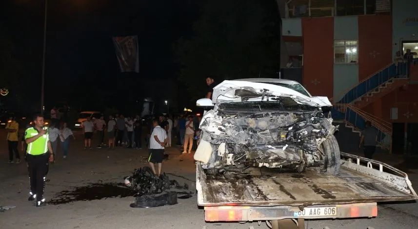 Tokat'ta otomobille çarpışan motosikletin sürücüsü öldü