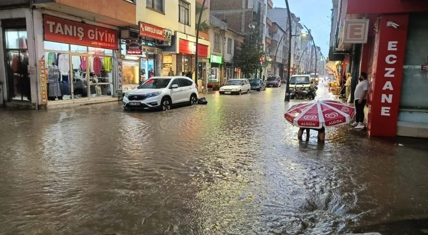 Giresun'da sağanak etkili oldu