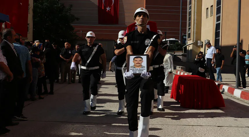 Kastamonu'da şehit olan polis memuru Ahmet Şahan için tören düzenlendi