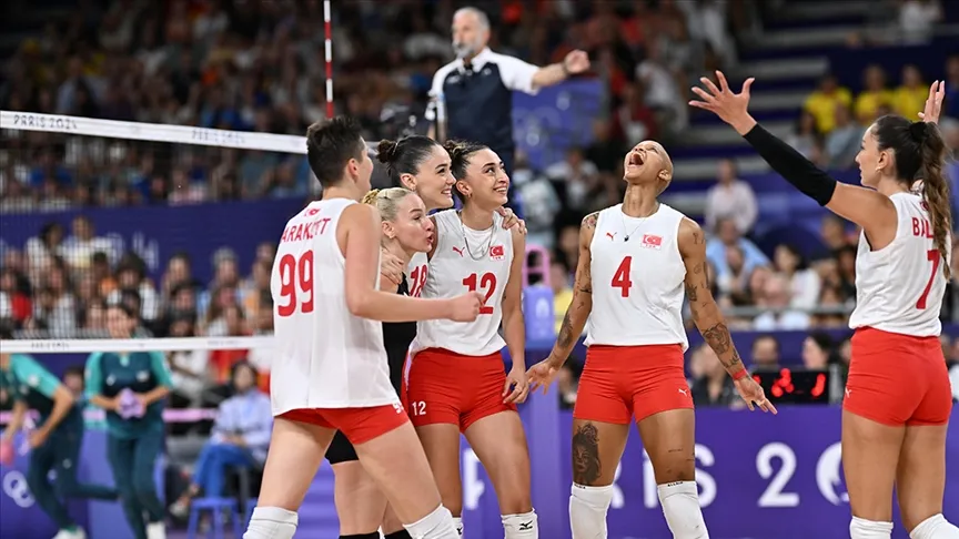 A Milli Kadın Voleybol Takımı yarı finalde