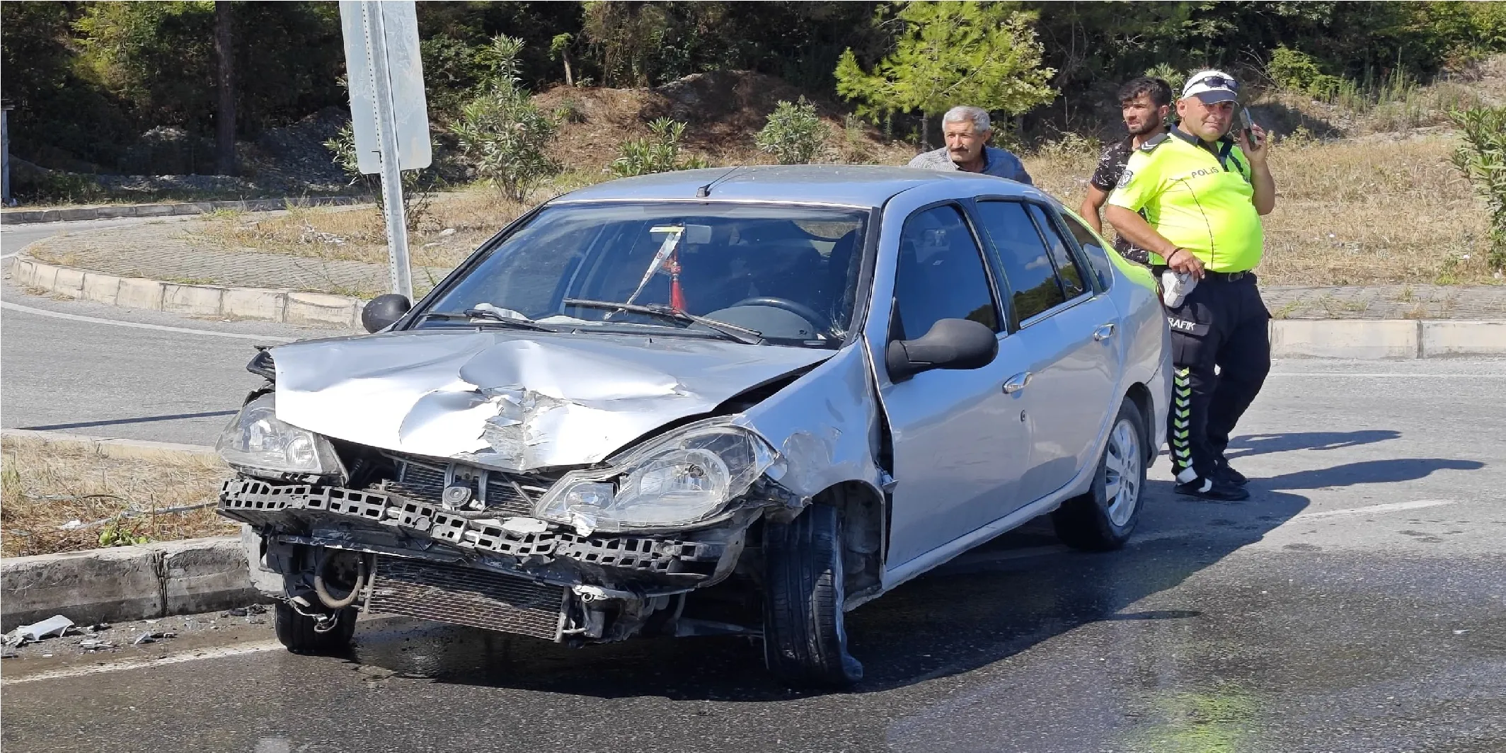 İki otomobilin çarpıştığı kazada 5 kişi yaralandı