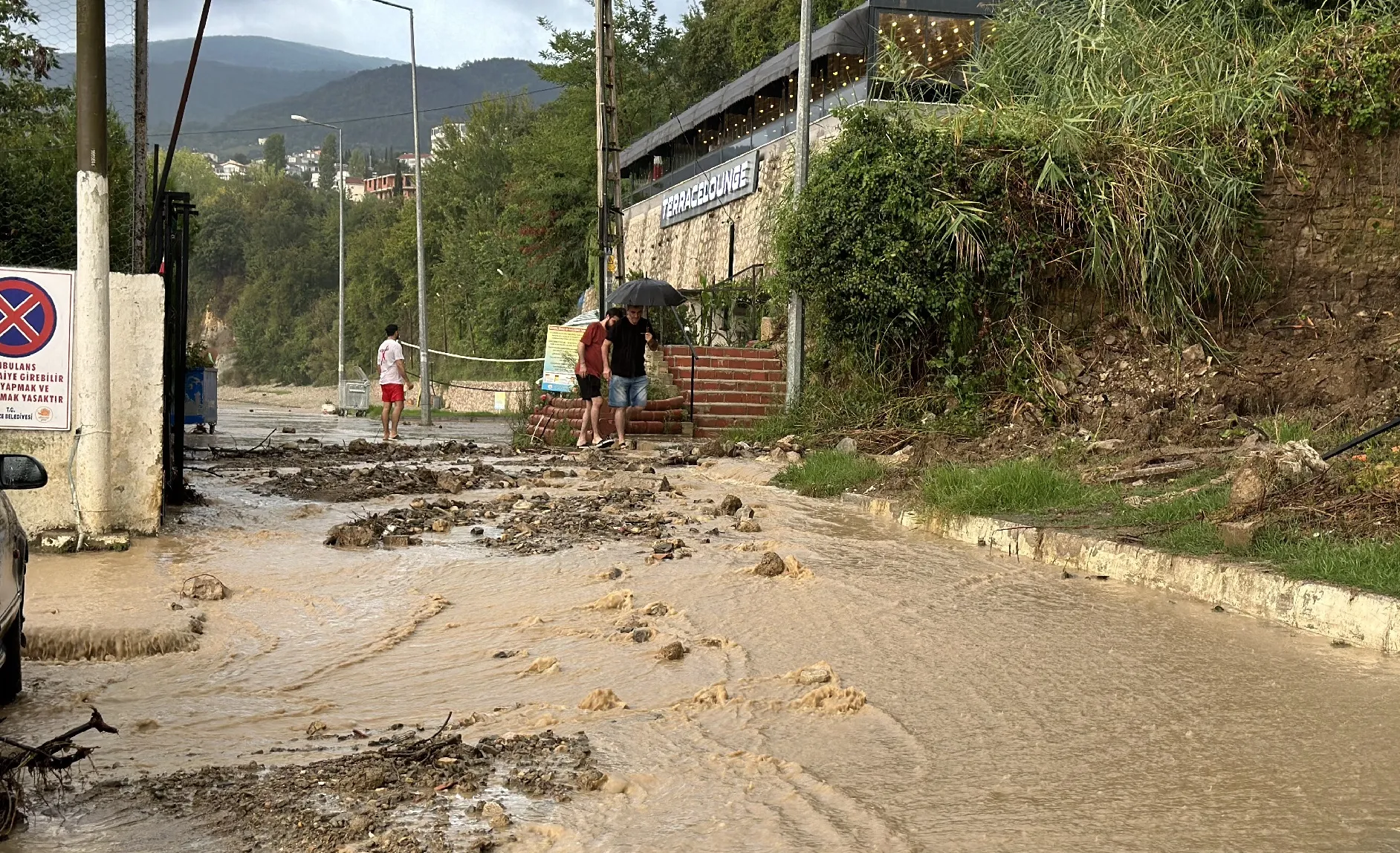 Sinop'ta sağanak etkili oldu