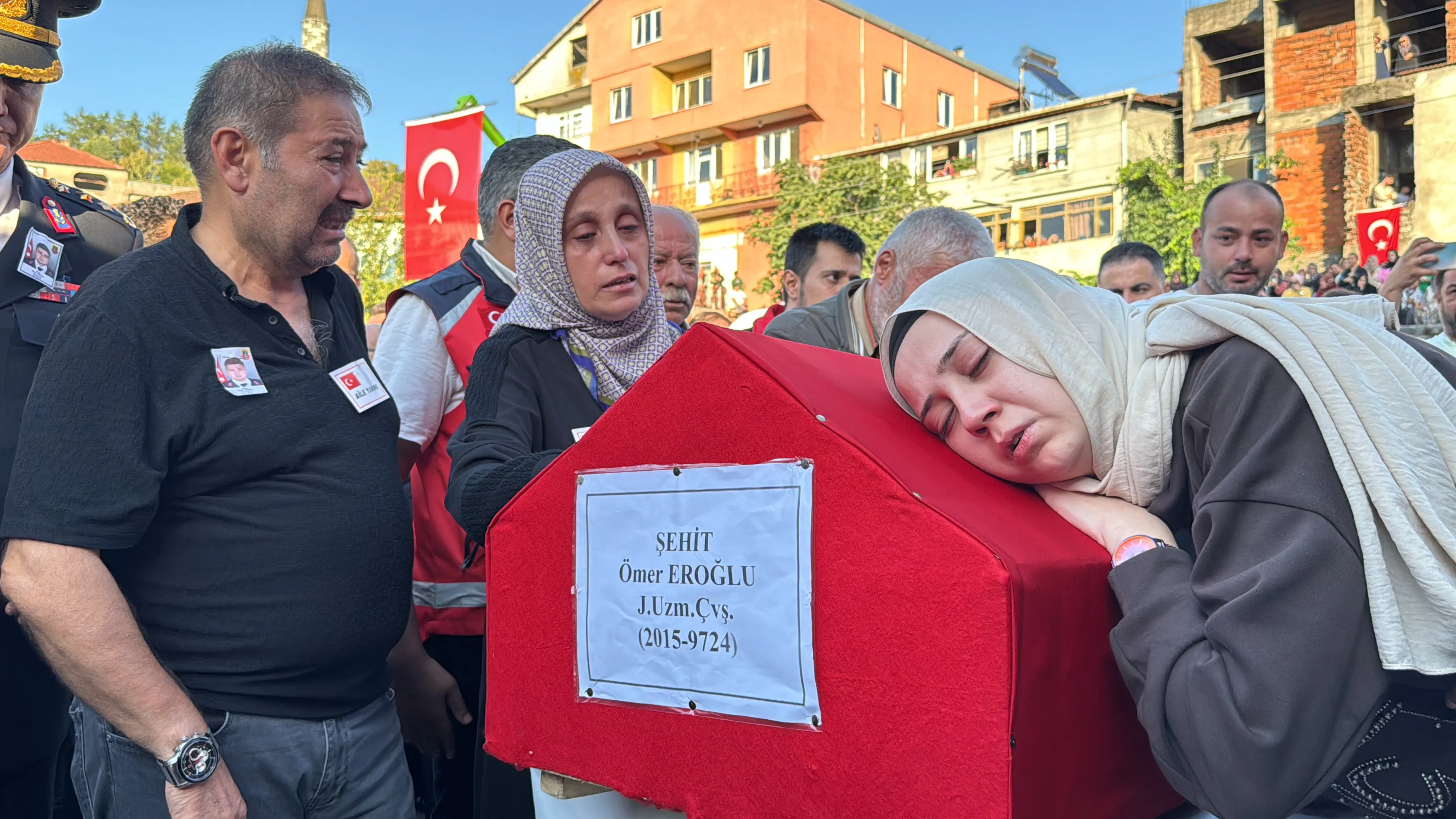 Şehit Jandarma Uzman Çavuş Eroğlu, son yolculuğuna uğurlandı