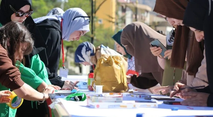 Gümüşhane’de ‘Filistinli Çocuklar İçin Çiz’ etkinliği düzenlendi