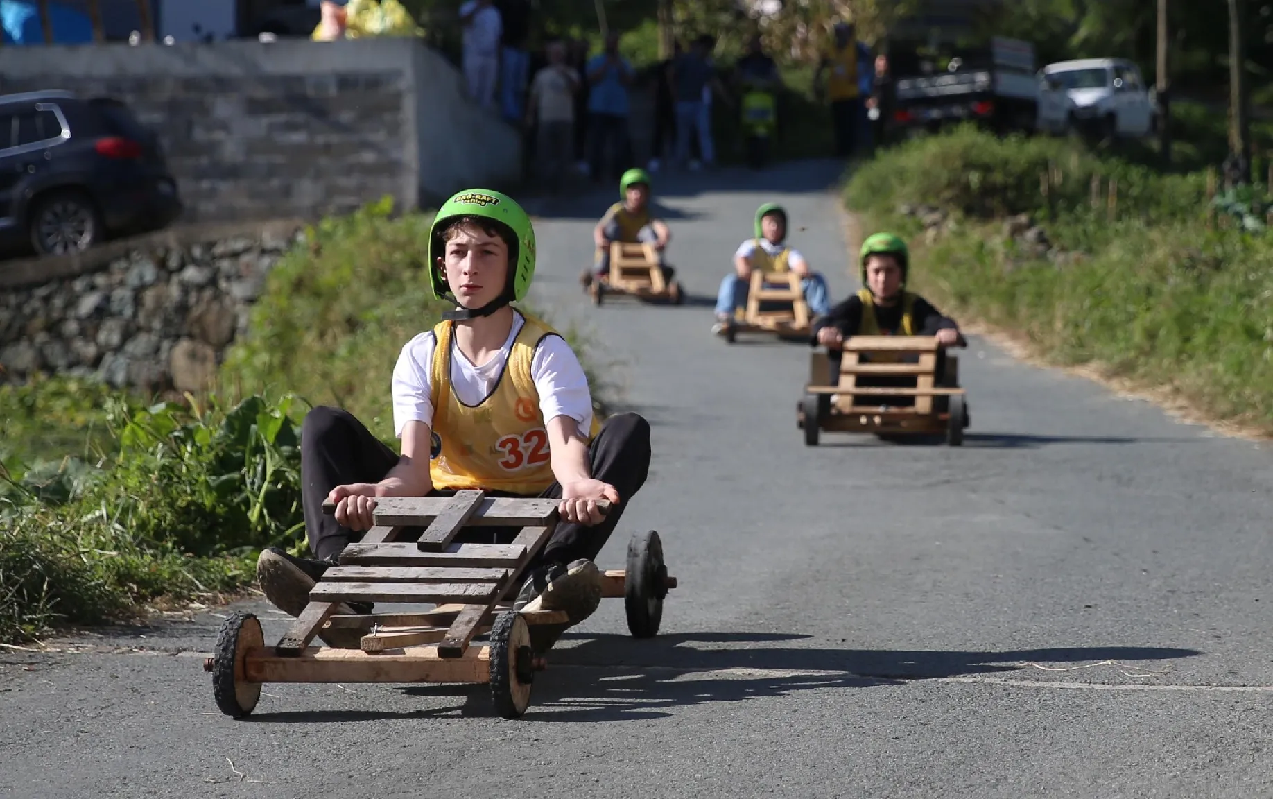 Rize'de tahta arabalar 'Laz Ralli'de yarıştı