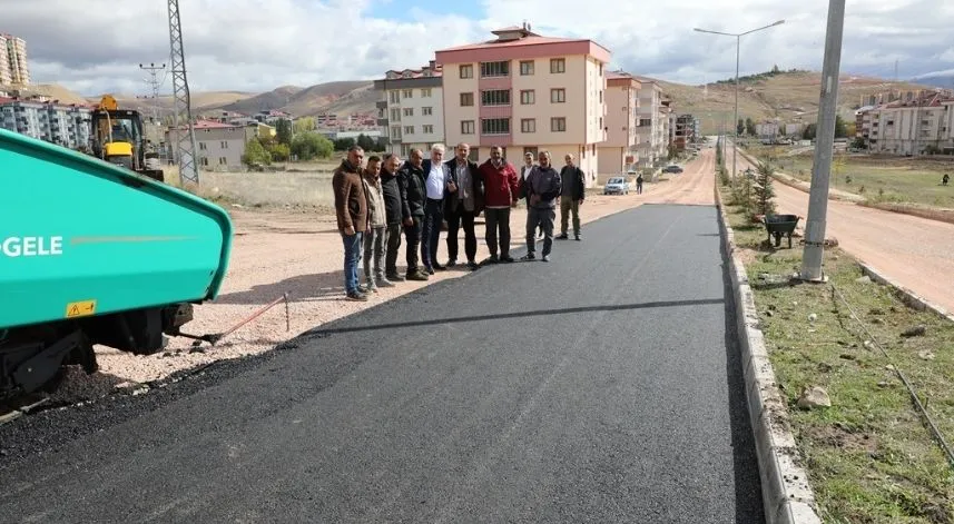 Bayburt Belediyesi asfalt çalışmalarını sürdürüyor