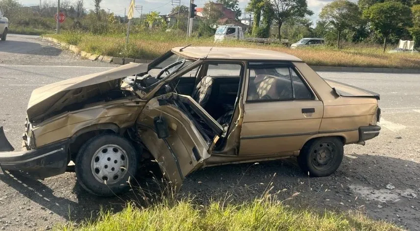 Samsun'da meydana gelen trafik kazasında 3 kişi yaralandı