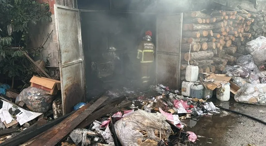 Karabük'te restoranda çıkan yangın söndürüldü