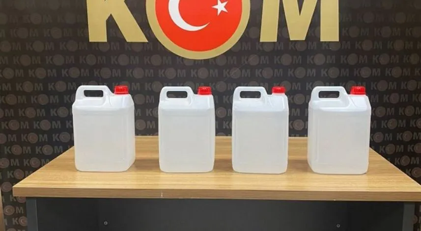 Kaçakçılık operasyonunda 4 kişi gözaltına alındı