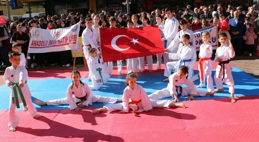 Trabzon'da 29 Ekim Cumhuriyet Bayramı kutlandı