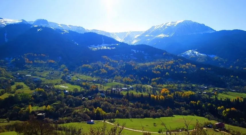 Artvin'de 4. Geleneksel Foto Jeep Safari etkinliği düzenlendi