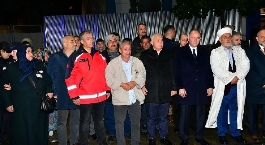 Şehit olan polisin cenazesi Trabzon'a getirildi