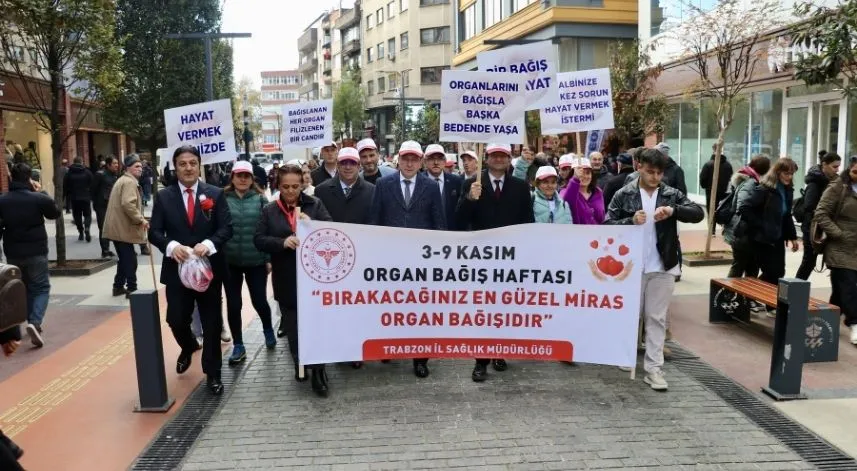 Trabzon'da organ bağışı için farkındalık yürüyüşü gerçekleştirildi