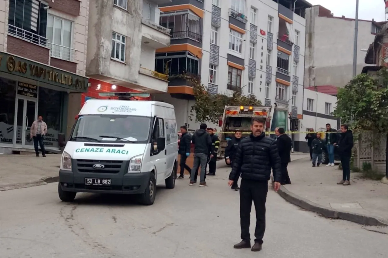 Ordu'da çöp kamyonunun çarptığı kişi öldü