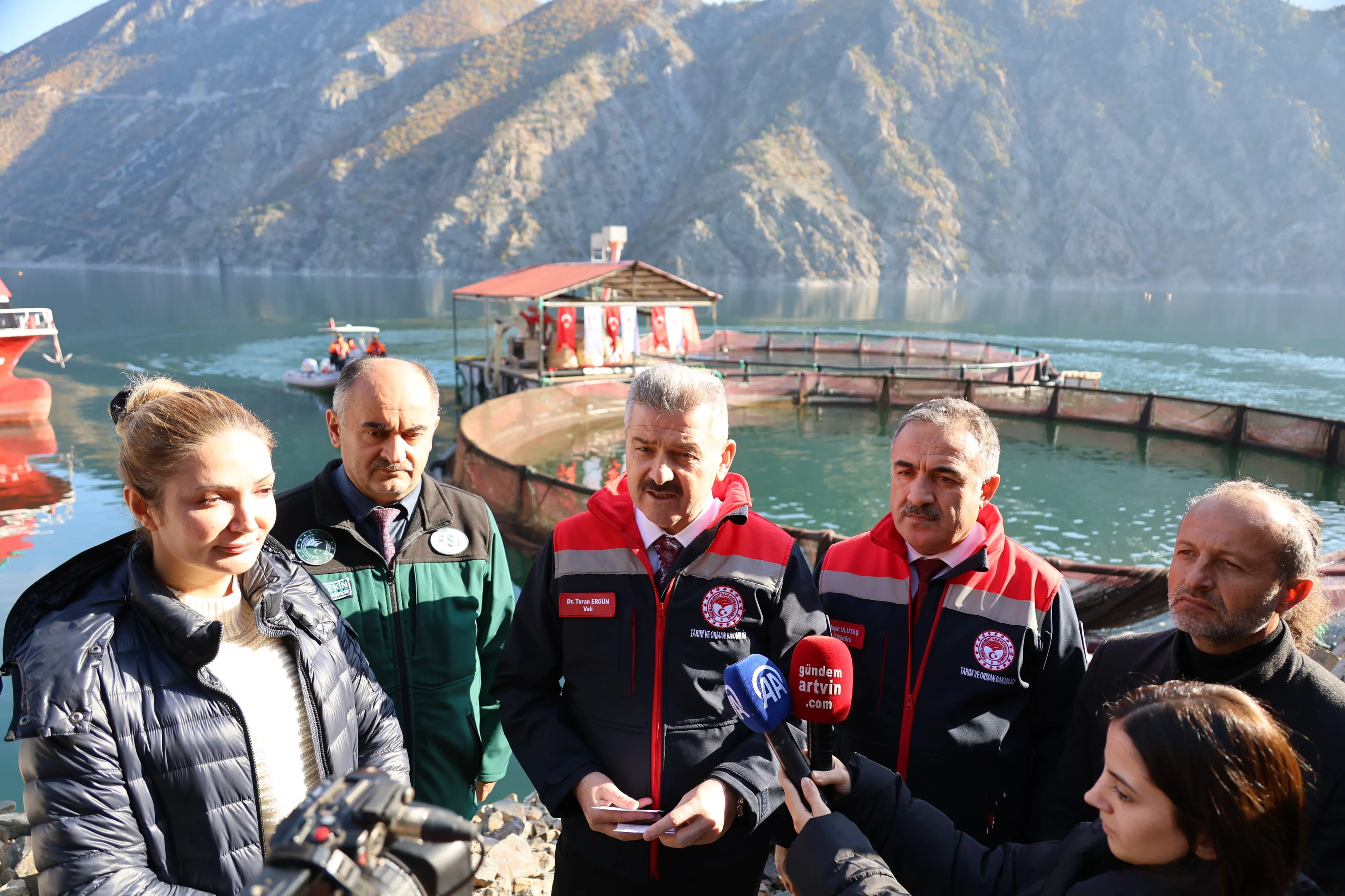 Deriner Barajı'nda yılda 1,4 milyar liralık su ürünleri üretimi hedefleniyor