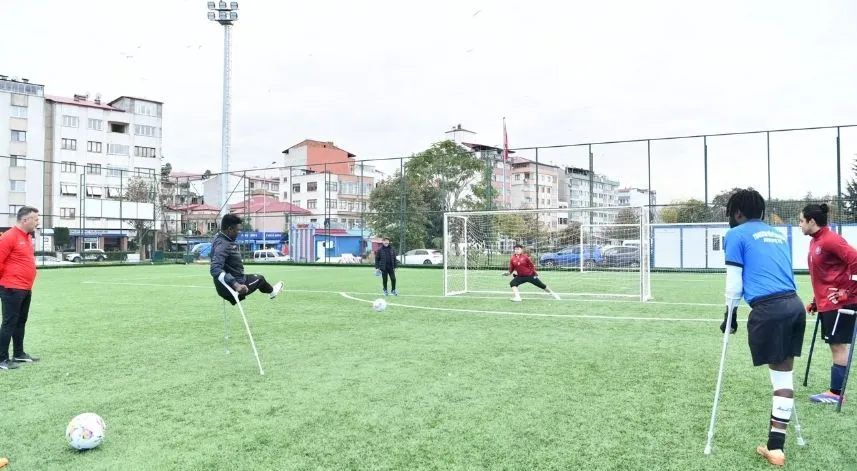 Trabzon Büyükşehir Belediyesi Ampute Futbol Takımı çalışmalarını sürdürüyor