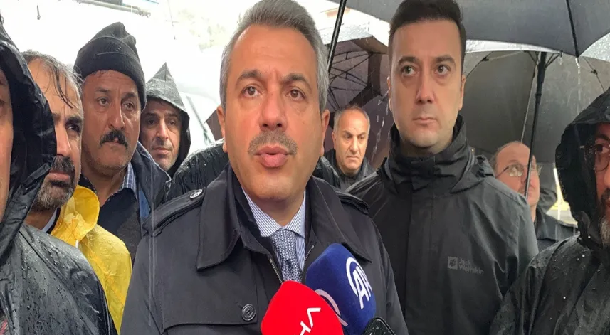 Rize'de heyelan: 1 ölü, 2 bina tahliye edildi