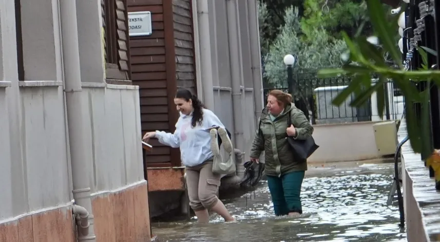 Ünlü turizm merkezi sular altında