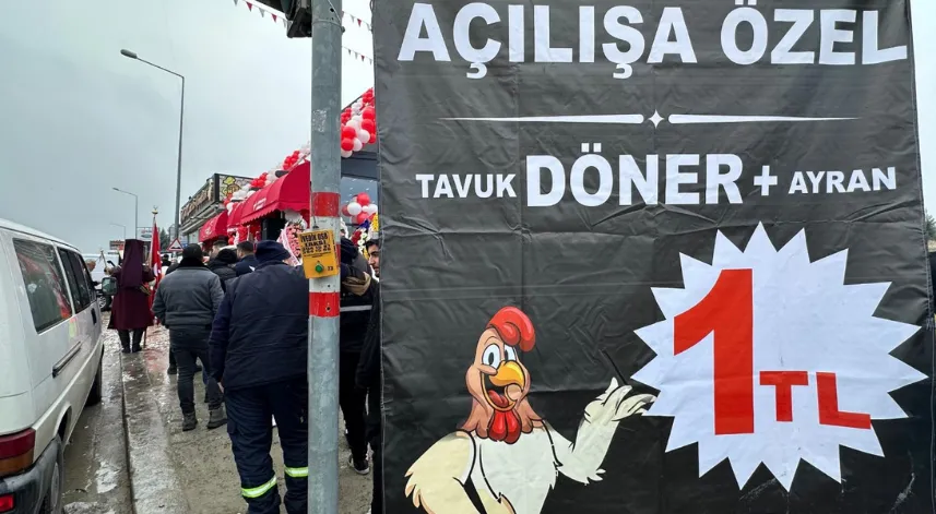 Açılışa özel döner ve ayranı 1 liradan satışa sundu