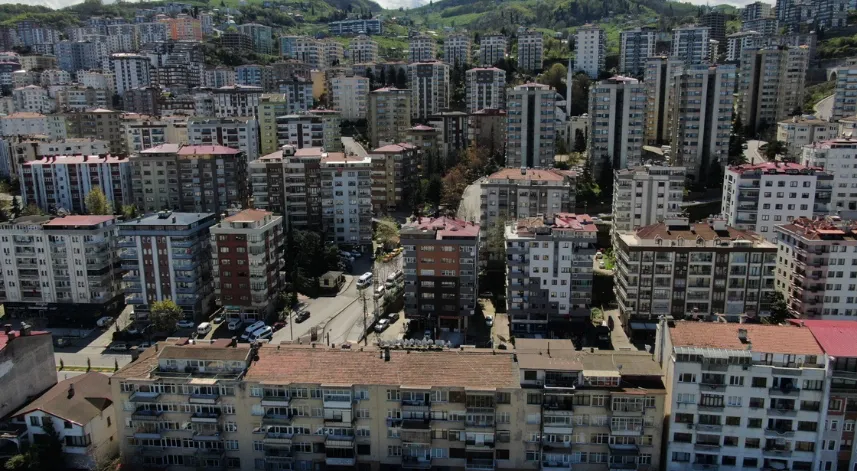 Trabzon'un iki mahallesinde heyelan tehlikesi