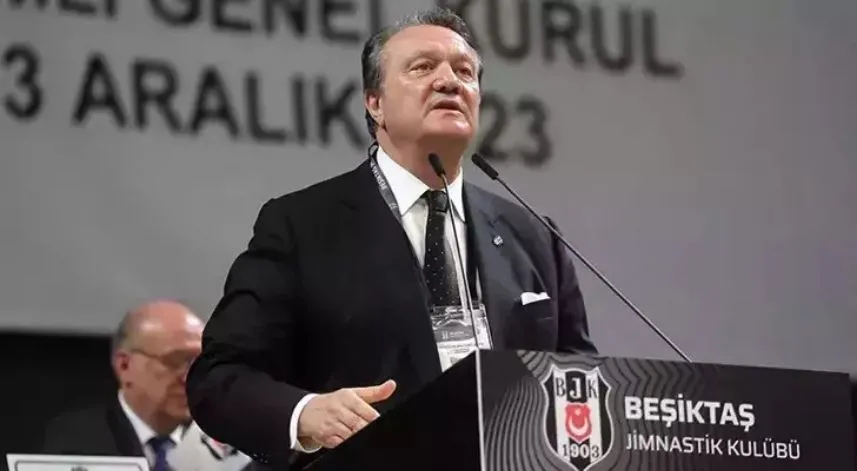 Beşiktaş’ta Başkan Hasan Arat, görevinden istifa etti