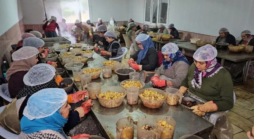 Kestane Şekeri, Uzakdoğu sofralarını süslüyor