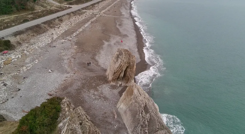 Sinop'ta deniz çekildi