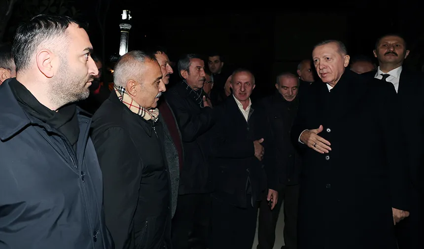 Erdoğan, Güneysu'da taziye evini ziyaret etti