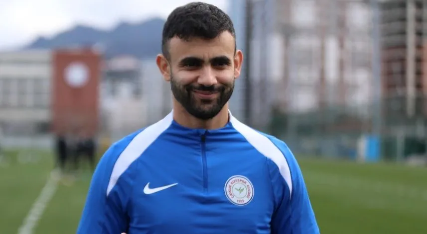 Rizesporlu Rachid Ghezzal: Performansımız 2'inci yarı için bizi umutlandırıyor