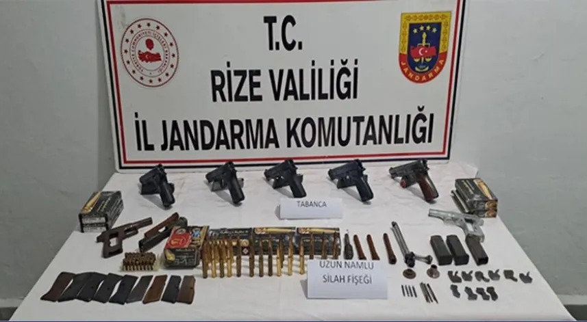 Rize'de silah operasyonu: 2 gözaltı