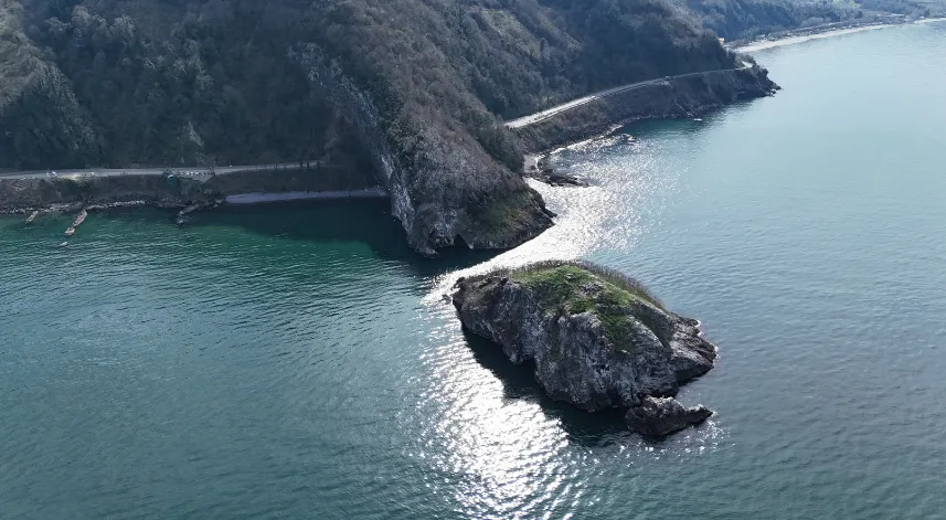 Ordu'daki Hoynat Adası ziyaretçilerin uğrak noktası oldu