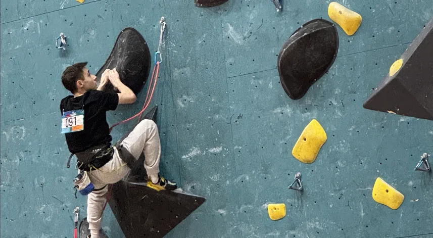Spor Tırmanış Gençler Türkiye Şampiyonası Samsun'da başladı