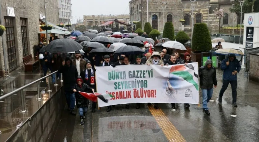 Trabzon'da Filistin'e destek yürüyüşü düzenlendi