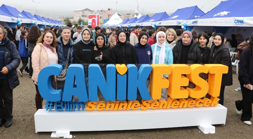 Karadeniz’in ilk ve tek büyük bilim şenliği CANİKFEST Samsun’da başladı
