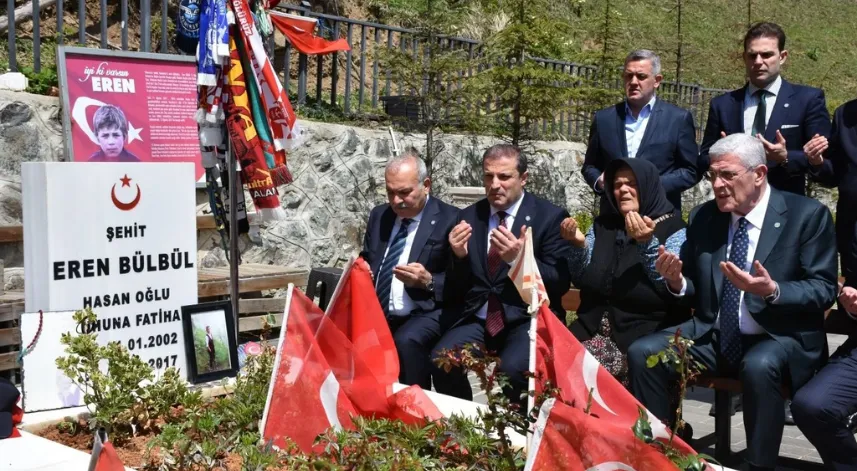 Dervişoğlu, Eren Bülbül, Volkan Konak ve Özkan Sümer'in mezarlarını ziyaret etti