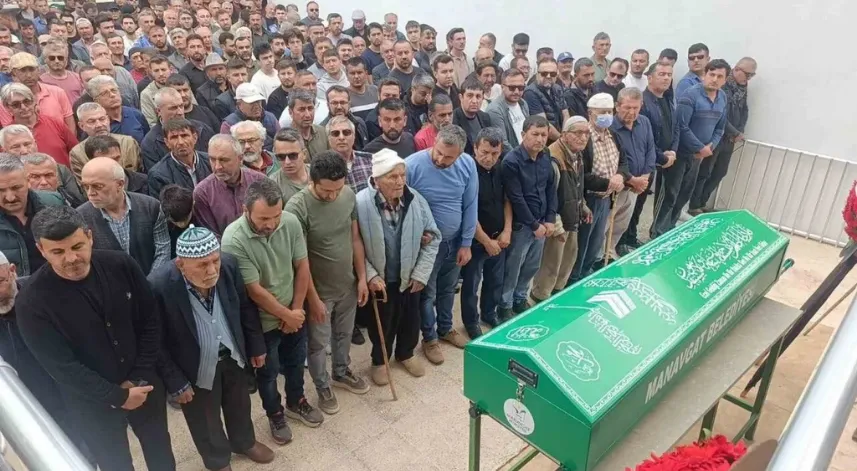 Rusya’da hayatını kaybeden dağcı Antalya’da son yolculuğuna uğurlandı