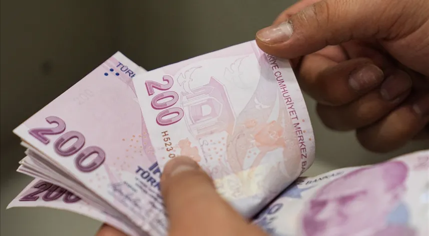 Bayramda emekliye toplam 57,4 milyar lira ikramiye ödenecek