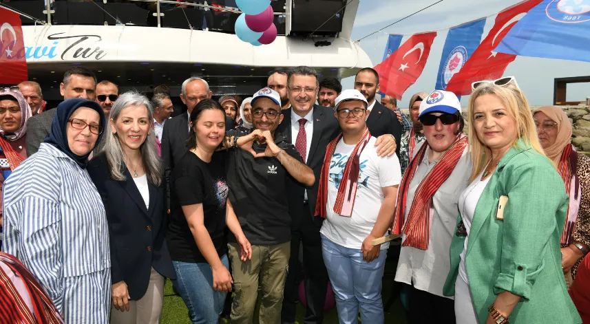 Başkan Genç: Özel bireylerimizin mutluluğu için gayret ediyoruz