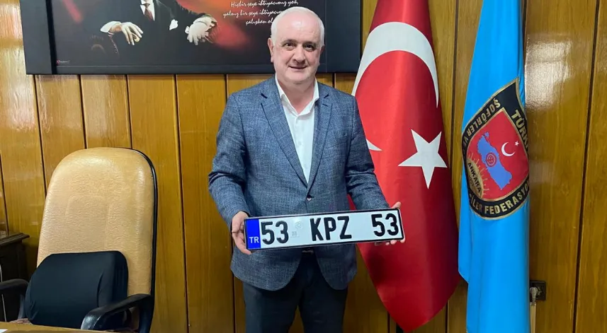 Rizespor taraftarlarına özel plaka: 53 CRS