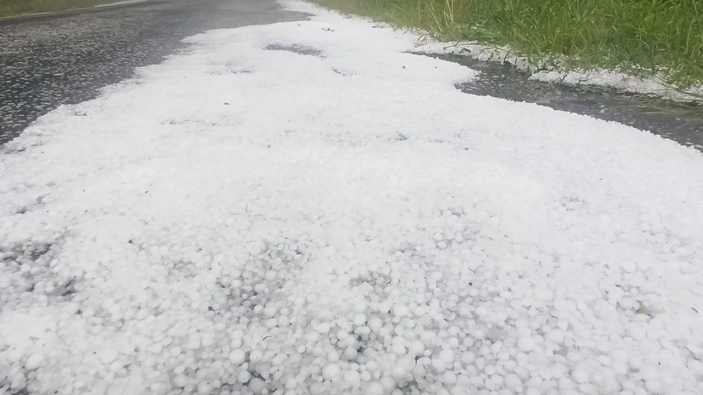 Tokat'ta dolu yağışı etkili oldu
