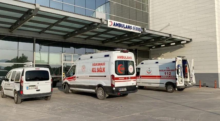 Konya'da 8 kişi etten zehirlenme şüphesiyle hastaneye kaldırıldı