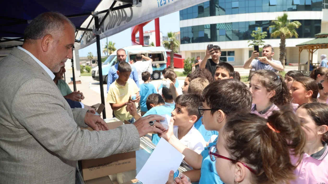 Başkan Sandıkçı ÇEDES Kültür Şenliği'nde gençler ve çocuklarla buluştu