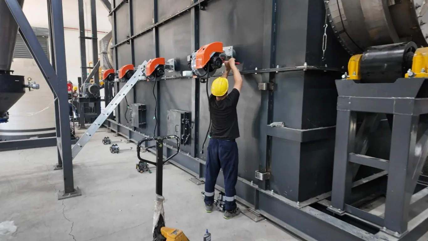 Aktif karbon üretim tesisinde kurulum çalışmaları hızla sürüyor