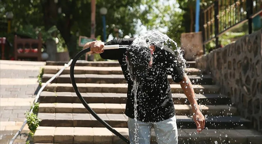 Yaz aylarında vücut ısısındaki ani yükseliş ölümcül olabilir