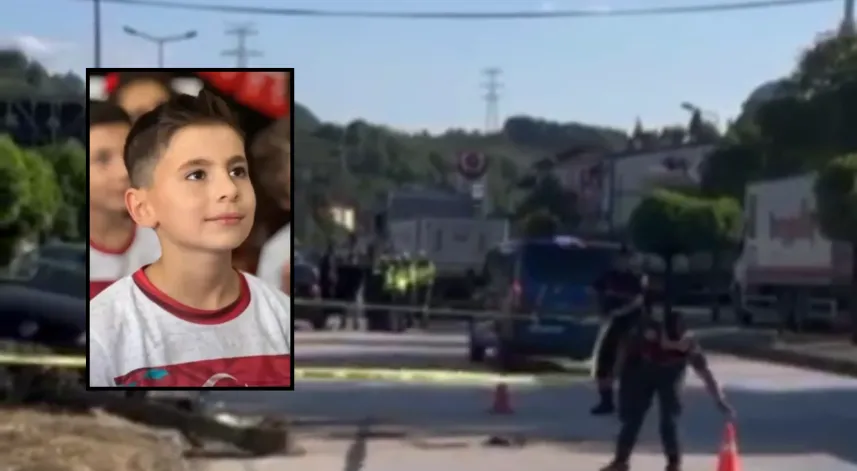 Hafriyat kamyonunun çarptığı otomobilden fırlayan Enes öldü 