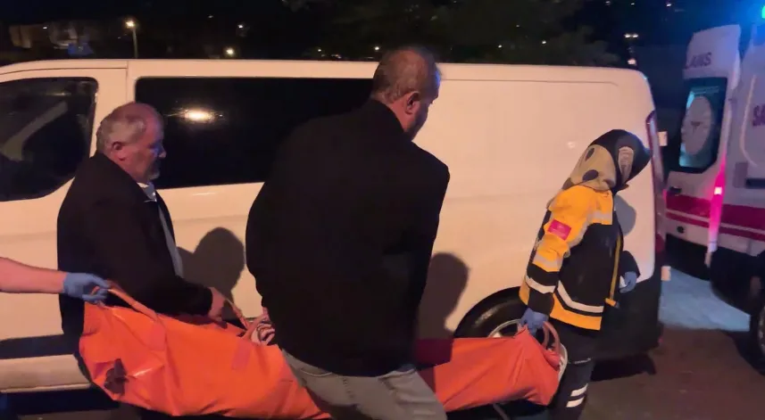 Evdeki eğlence kanlı bitti: Silahla kendini vuran genç öldü, arkadaşı ağır yaralandı