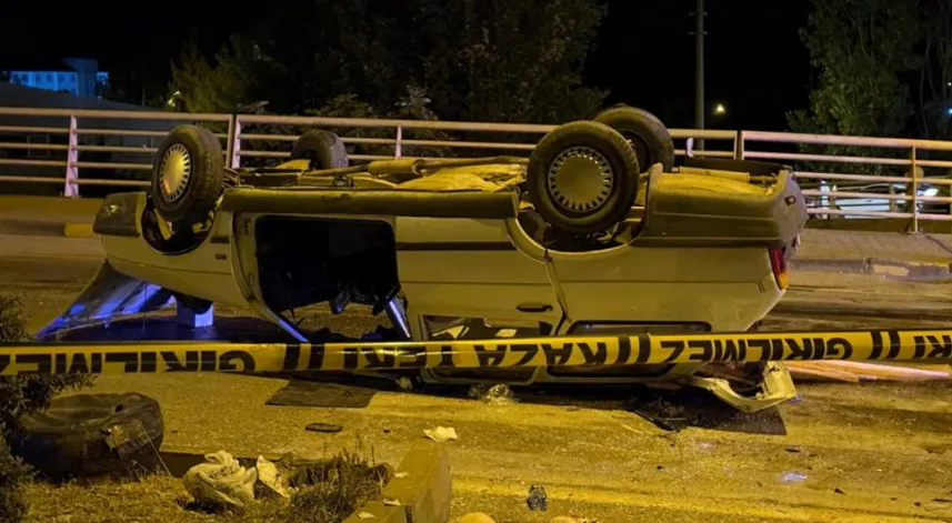 Karabük'te 2 otomobil çarpıştı; 7 yaralı