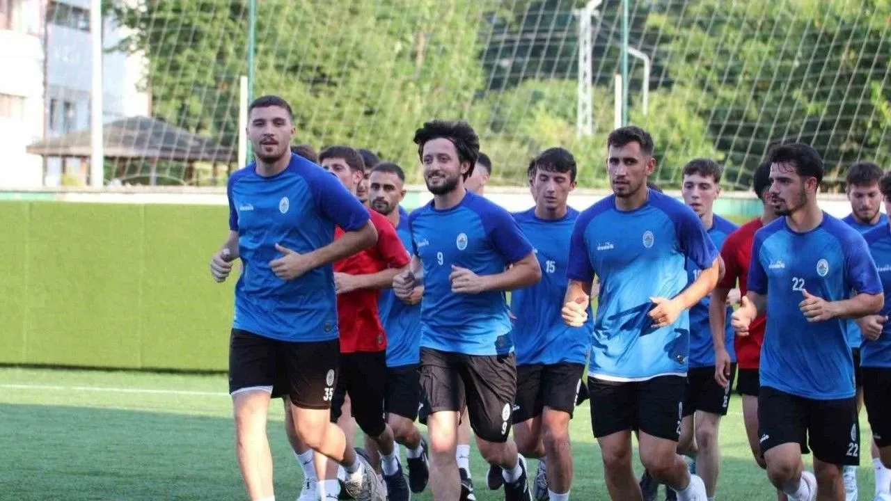Pazarspor yeni sezon hazırlıklarına başladı