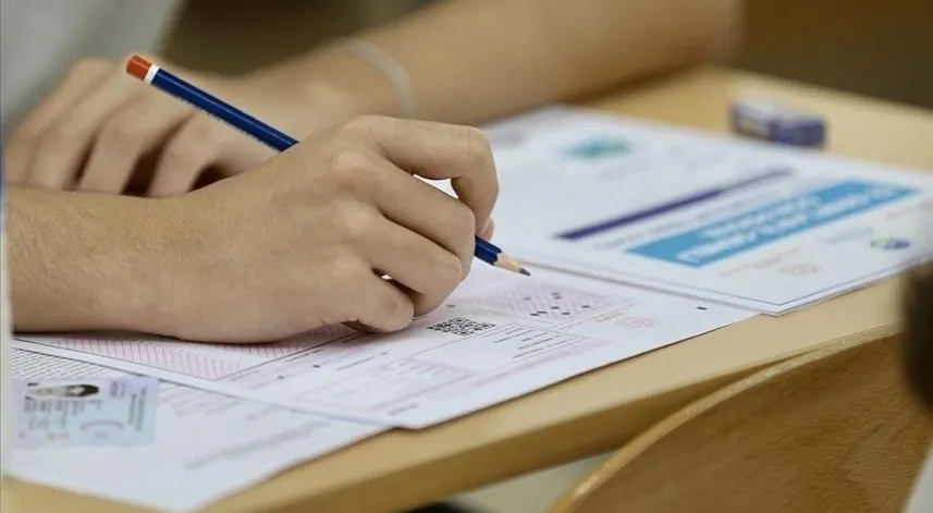 Üniversite adaylarına 